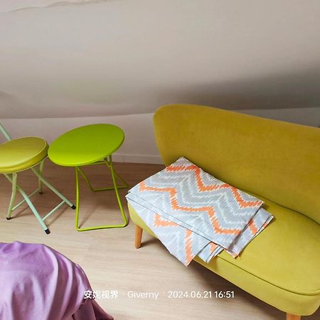 Le Coin Des Artistes Bed & Breakfast Giverny Eksteriør bilde