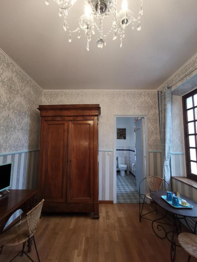 Le Coin Des Artistes Bed & Breakfast Giverny Eksteriør bilde