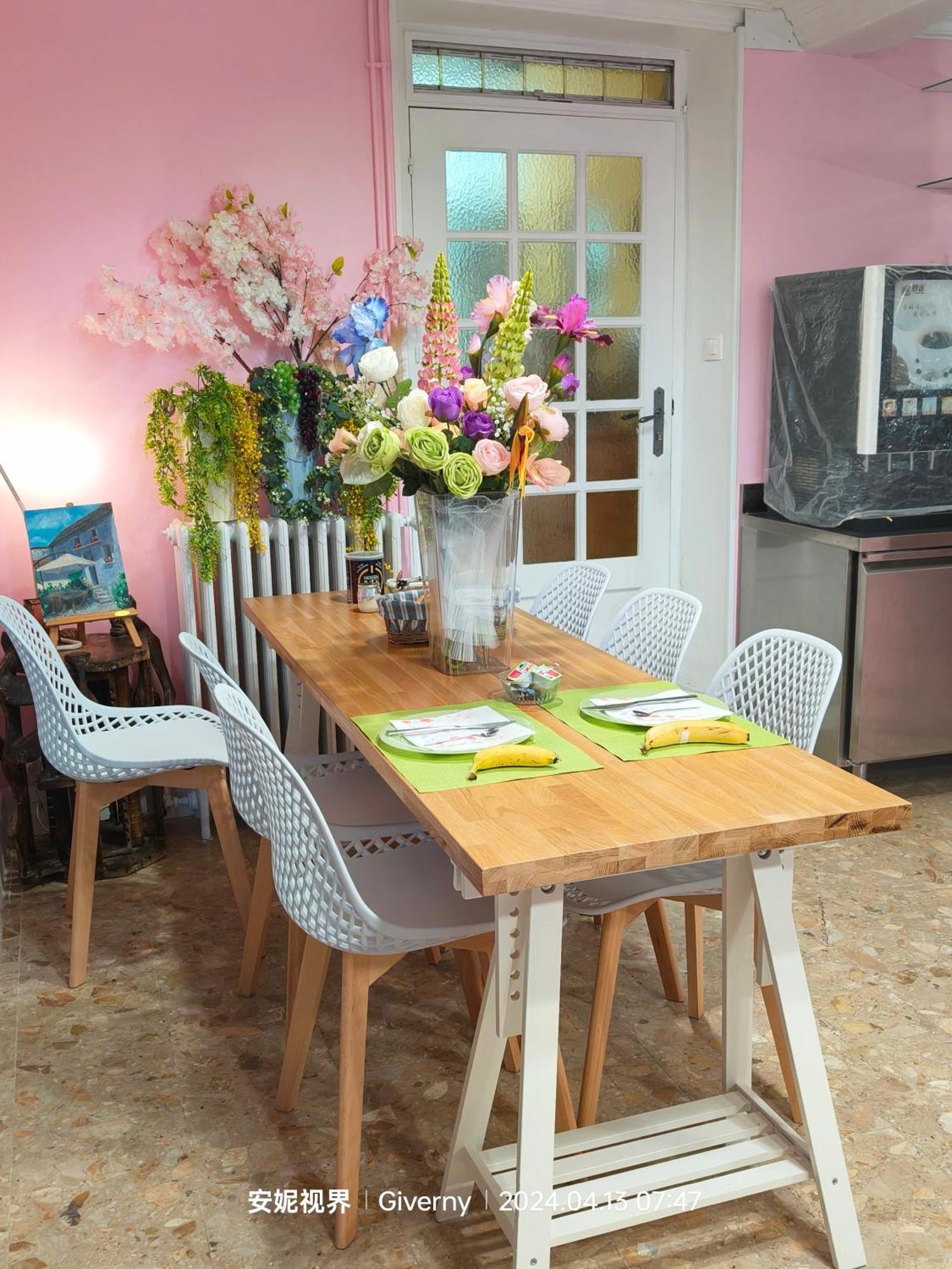 Le Coin Des Artistes Bed & Breakfast Giverny Eksteriør bilde