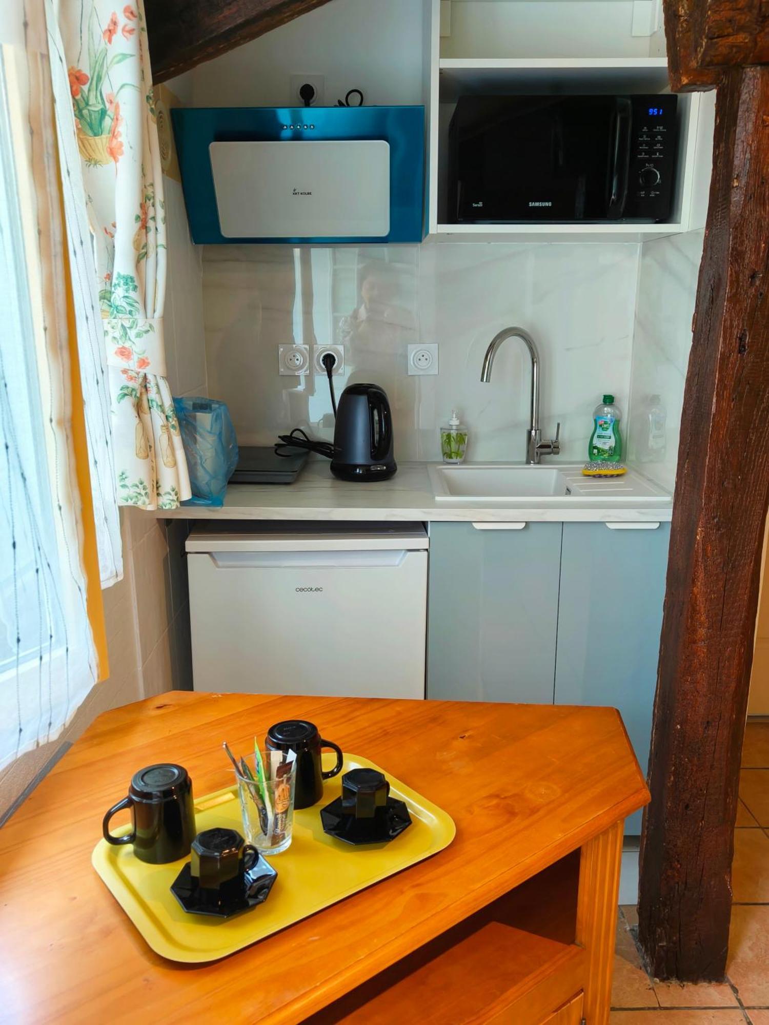 Le Coin Des Artistes Bed & Breakfast Giverny Rom bilde
